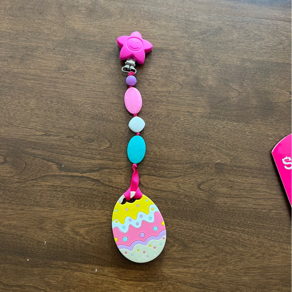 Sillymunk Mini Egg Silicone Teether - Brand New with Tags NWT